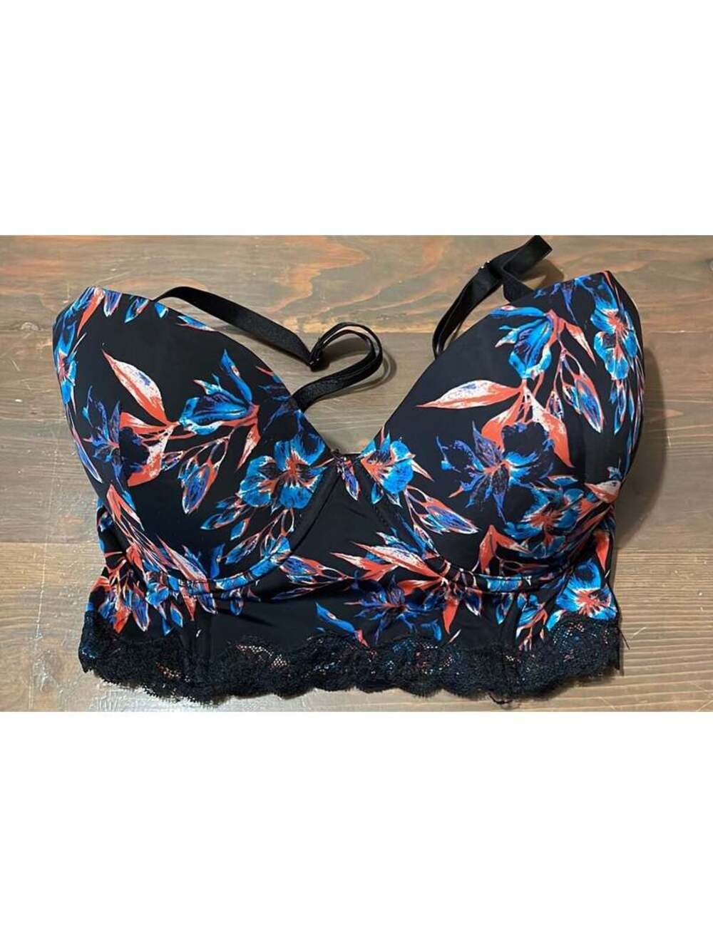 Adore me bra size 32 DDD